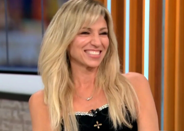 Debbie Gibson credita a família enquanto reflete em uma carreira de décadas