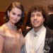 Dentro da lista de convidados de casamento de Selena Gomez e Benny Blanco - Taylor Swift e mais estrelas já chegaram - Star Magazine