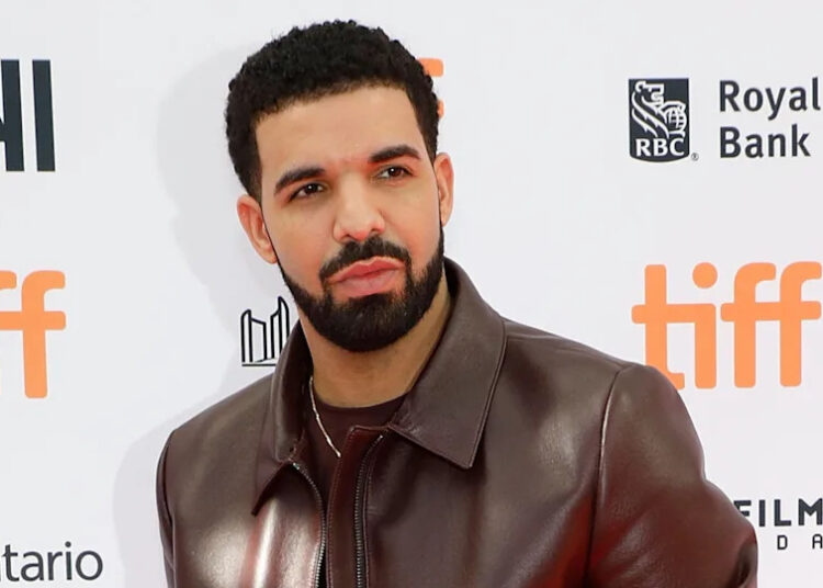 Drake diz que estava 'escuro' aprendendo seu personagem 'degrassi' seria filmado durante o show read-through