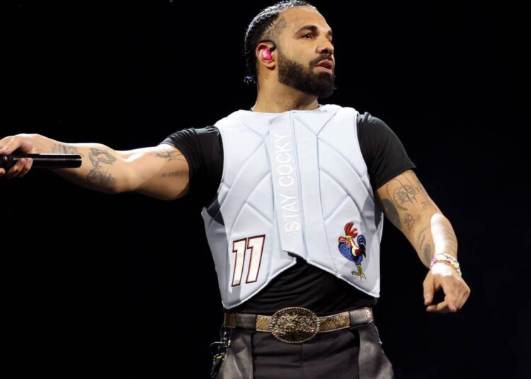 Drake solta a nova música 'Dog House' com Julia Wolf e Yeat: Ouça