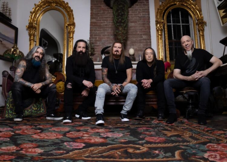 Dream Theatre Anuncie Novo lançamento ao vivo, 28 de novembro - Metal Planet Music