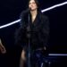 Dua Lipa executa 'It não está acima' até acabar 'com Lenny Kravitz