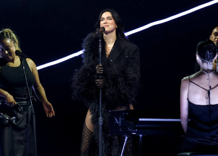 Dua lipa fecha o msg corre com 'it não está acima' até o dueto acabou com Lenny Kravitz