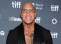 Dwayne Johnson diz que ainda tem 'um longo caminho a percorrer' perdendo peso