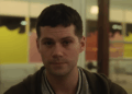 Dylan O'Brien, sem gêmeos, se ele é o 'vilão' da nova música de Sabrina Carpenter