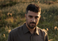 Elias Mazian compartilha uma nova música para arrecadar dinheiro para a Palestina · Notícias ⟋ Ra