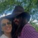 Elizabeth Hurley revela Billy Ray Cyrus Dating Confession - Celebrity News - entretenimento