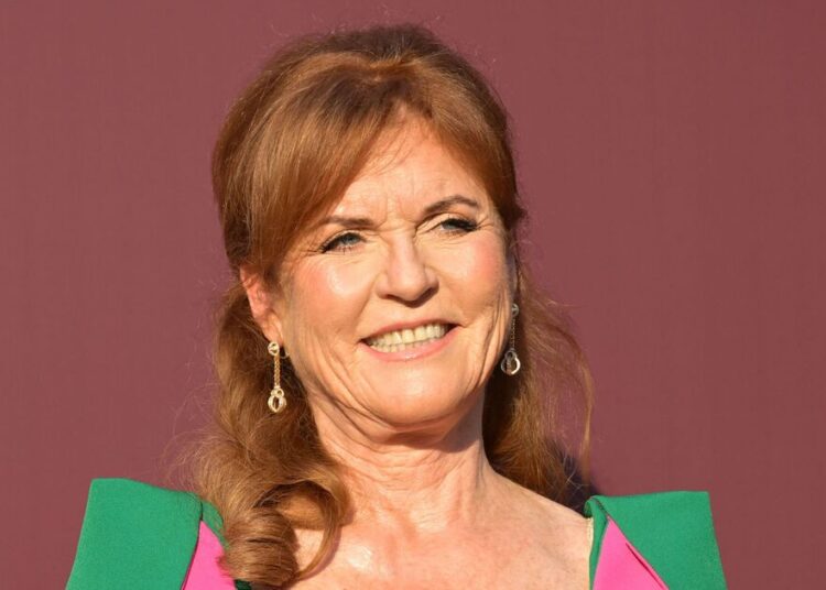 Epstein ameaçou destruir a família de Sarah Ferguson em Call Call - Royals - Notícias