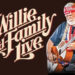 Não perca esse tributo sincero a Willie Nelson, com os vocais de Michael Moore, habilidades de guitarra e design imersivo de palco.