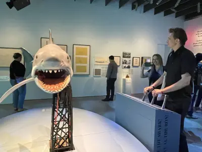 Exposição Jaws abre no Museu da Academia: um tributo a sucesso de bilheteria