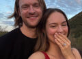 Finneas e Claudia sulewski ficam noivos