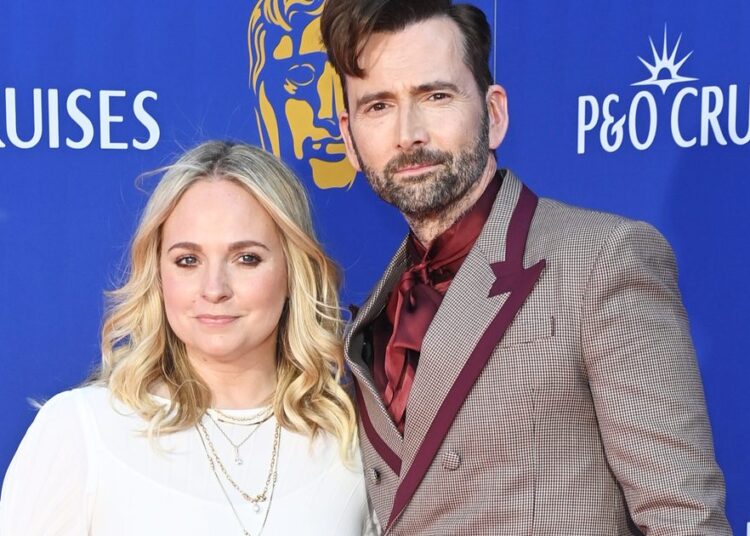 Georgia Tennant se junta a celebridades Gogglebox - mas não com David Tennant