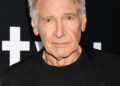 Harrison Ford caminha enquanto seus fãs não acreditam depois de Emmys desprezando