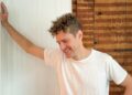 Hub New Music e Daniel Thomas Davis Fashion Queer Joy and Kinship no novo álbum