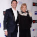 Hugh Jackman e Deborra-Lee Furness trabalhando em direção a 'paz' enquanto 'conversam' (exclusiva)-Globe Magazine