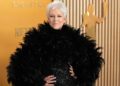 Jamie Lee Curtis Hilariamente conta a história da 1 celebridade que ela pediu um autógrafo