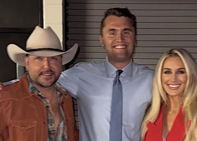 Jason Aldean presta homenagem de partir o coração a seu amigo Charlie Kirk - Celebrity News - entretenimento