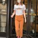 Violet Affleck é visto deixando Bergdorf Goodman em Manhattan, em agosto de 2022. (James Devaney/GC Images)