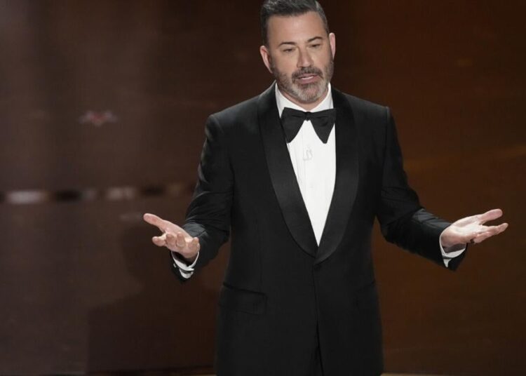Jimmy Kimmel retorna ao seu show noturno depois que a ABC levanta a suspensão | Notícias de celebridades