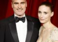 Joaquin Phoenix, raro passeio de tapete vermelho de Rooney Mara em Veneza