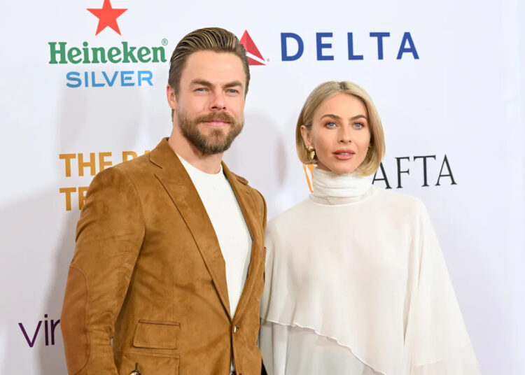 Julianne Hough diz que os fãs costumavam pensar que ela era casada com o irmão Derek após a performance de Rumba