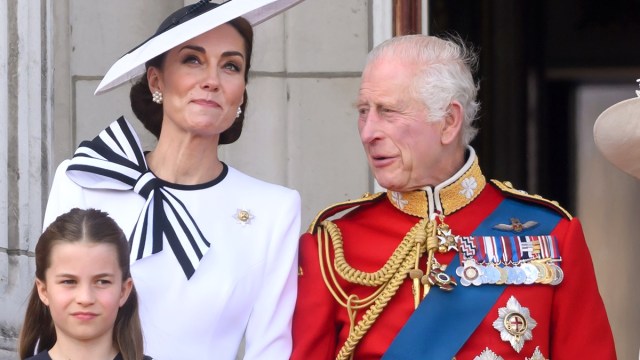 Kate Middleton e o rei Charles se unindo têm um palácio que se sente inquieto ", diz Royal Aid