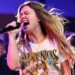 Kelly Clarkson fica sentimental sobre como a American Idol mudou sua vida