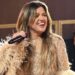 Kelly Clarkson quebra o silêncio após Brandon Blackstock Death - Celebrity News - entretenimento