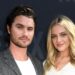 Kelsea Ballerini iniciou Chase Stokes Split após argumentos (excl)