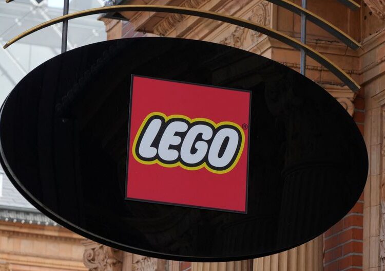 Lego para comprar centros de entretenimento da Merlin por US $ 270 milhões