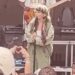 Lola Young Health Atualização: O cantor britânico entra em colapso no meio do desempenho no New York City Music Festival | Nós buzz