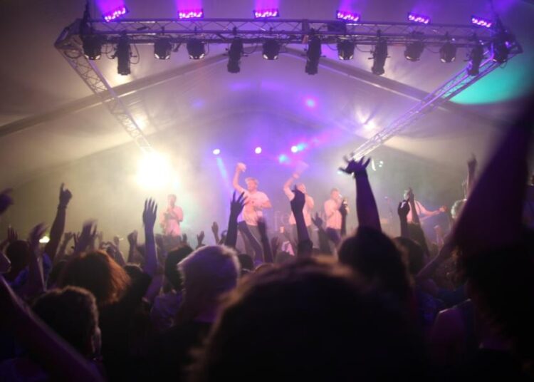 Lotus World Music & Arts Festival | Bloomington, em eventos