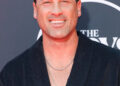 Maksim Chmerkovskiy deixa a Bomba da verdade em relação a Corey Feldman e Jenna Johnson