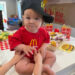 Mamãe comemora o 1º aniversário para o bebê 'Big Mac' com a celebração com tema do McDonald (exclusiva)