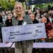 Meryl Streep parecido coroado no concurso de Berlim