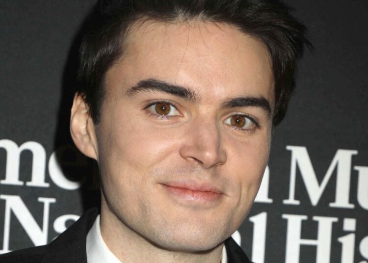 Michael Longfellow detalhes brutal 'SNL' saída após três temporadas no programa: 'It Swws' - National Enquirer