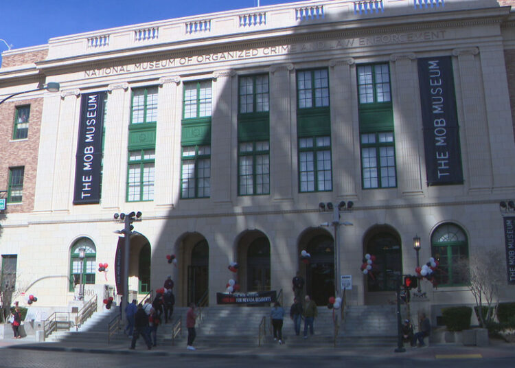 Museu da máfia em Las Vegas abrindo novo lounge ao ar livre, local de entretenimento