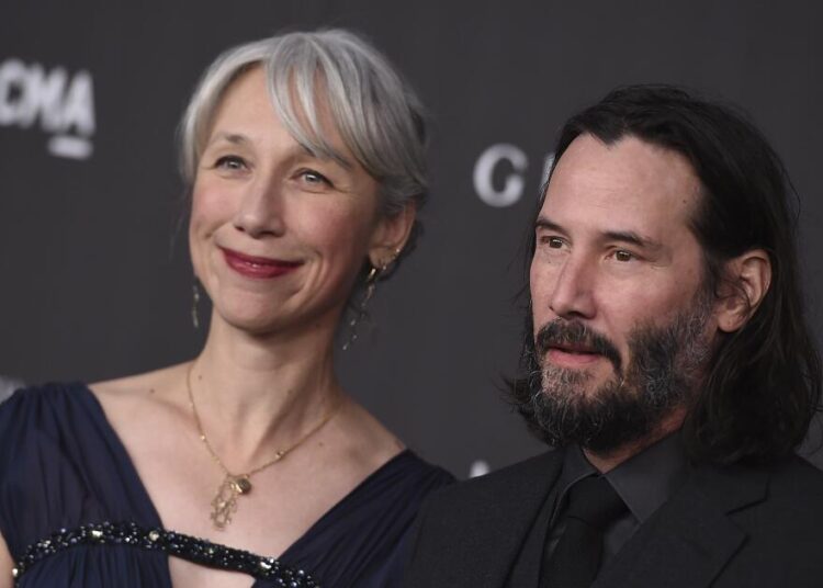 Não, Keanu Reeves e Alexandra Grant não se casaram
