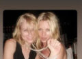 Naomi Watts brinca que ela é 'finalmente legal' aos olhos de sua filha Kai enquanto o adolescente compartilha uma foto de retrocesso de sua mãe com Kate Moss