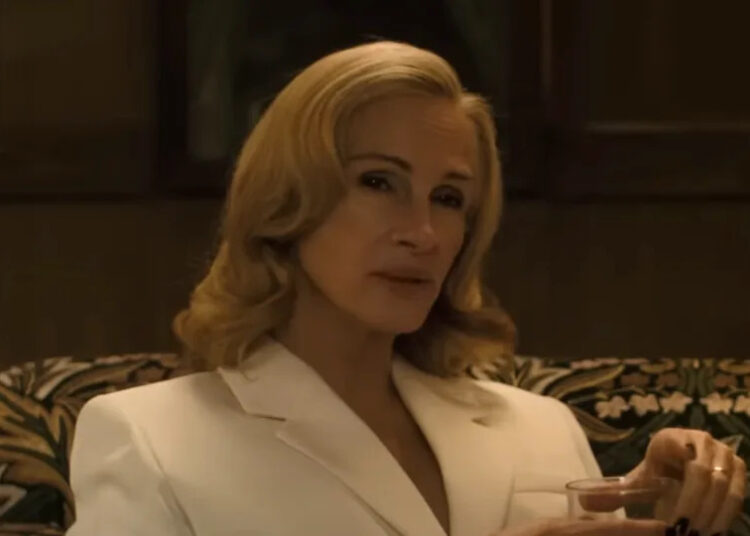 Naquela época, uma equipe de companhias aéreas aleatórias passou a Gaga sobre o pão de banana caseiro de Julia Roberts (e não fazia ideia)