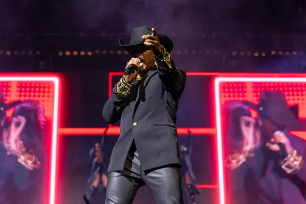 Ne-Yo torne as raízes do país de Nashville para sua última evolução musical