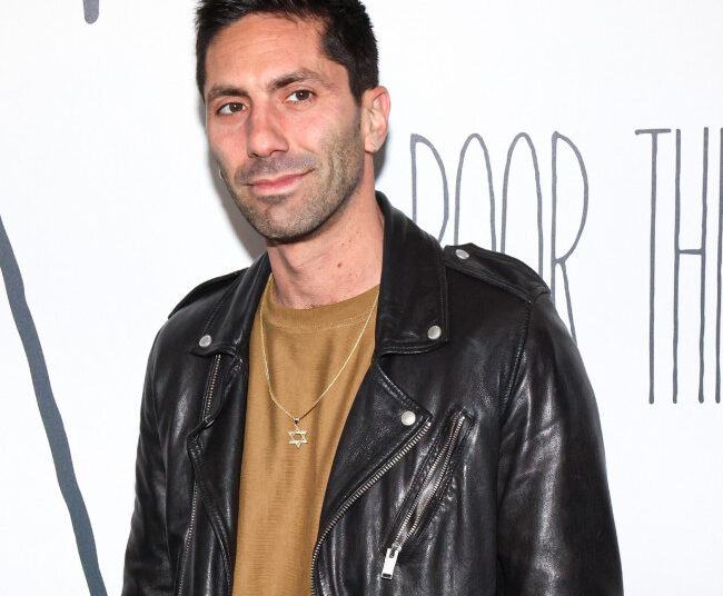Nev Schulman pede desculpas aos fãs após o cancelamento do peixe -gato