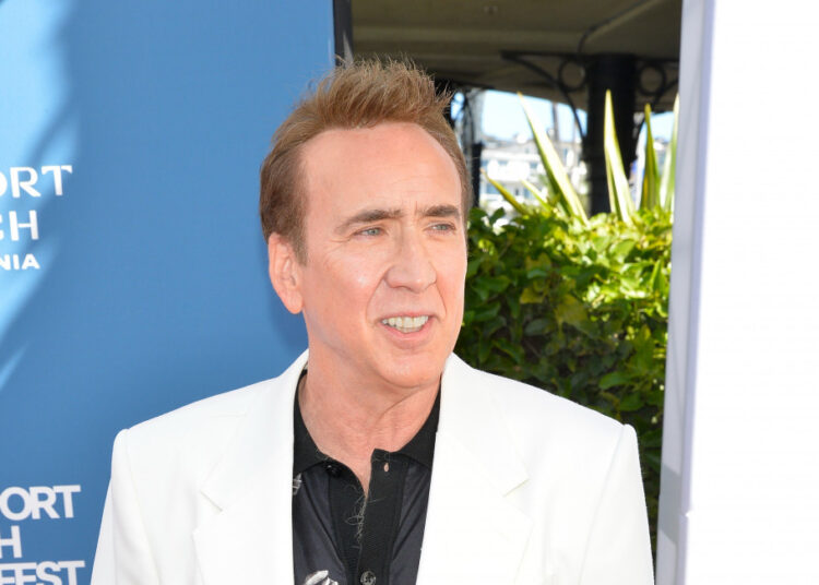 Nicolas Cage para se reunir com o Diretor Air
