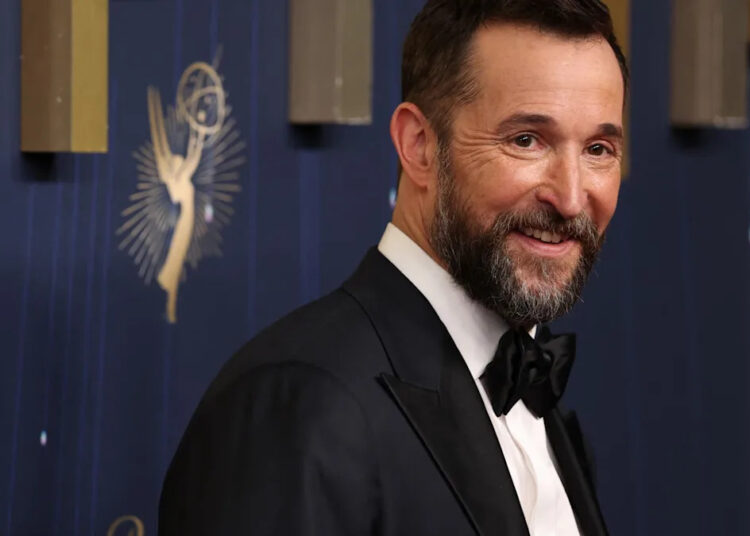 Noah Wyle vence o primeiro Emmy após a seca de indicação de 26 anos