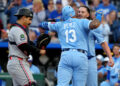 Notícias do Royals da Kansas City: Salvy e Vinnie são 30/100 rebatedores