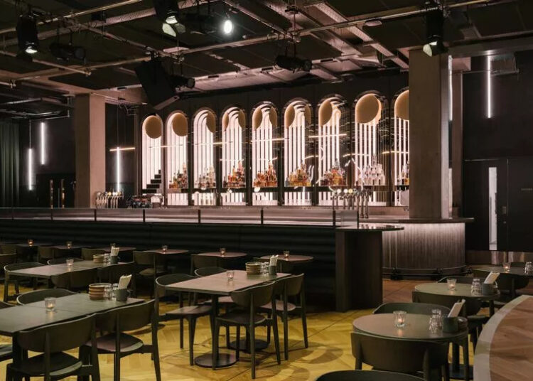 Nova experiência imersiva para refeições de filmes de Edimburgo, alinhada para visualização festiva