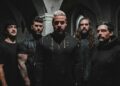 Novo alerta musical: os dentes exploram a dor no novo single "Blue and Cold"