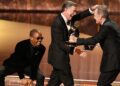 O Emmy concede classificações de 8% com o público da CBS de 7,4 milhões