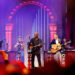 O Opry vai para Londres com Darius Rucker, Luke Combs e Mumford & Sons
