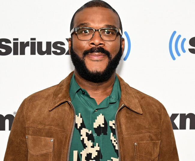 O acusador de agressão sexual de Tyler Perry repete as alegações contra o magnata do entretenimento